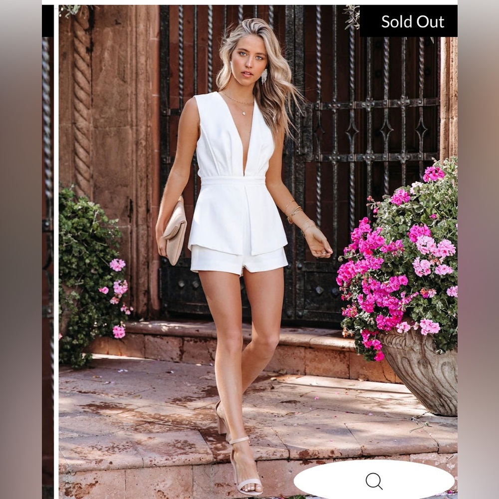 VICI WHITE - TAKE THE PLUNGE PEPLUM ROMPER - size small